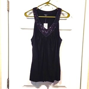 Premise Studio Large Vneck Sleeveless Tank